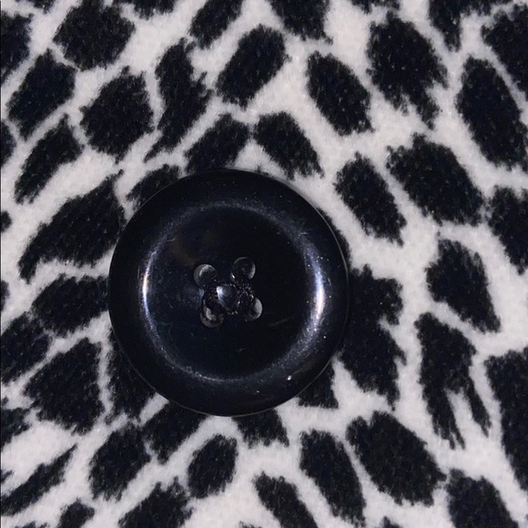 A Liz Sport Zebra print blazer - Picture 6 of 6